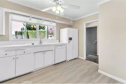 622 Esther Way, Redlands, CA 92373 - Photo 3