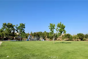 37575 Parkway Dr, Beaumont, CA 92223 - Photo 9