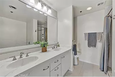 525 E Seaside Way #1504, Long Beach, CA 90802 - Photo 15