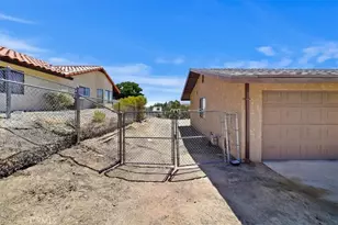7575 Whitney Ave, Yucca Valley, CA 92284 - Photo 13