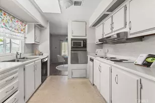 14851 Jeffrey Rd, Irvine, CA 92618 - Photo 11