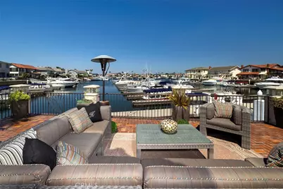 17022 Marinabay Drive, Huntington Beach, CA 92649 - Photo 25