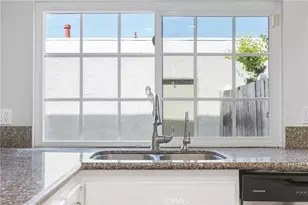 32 Goldenbush, Irvine, CA 92604 - Photo 11