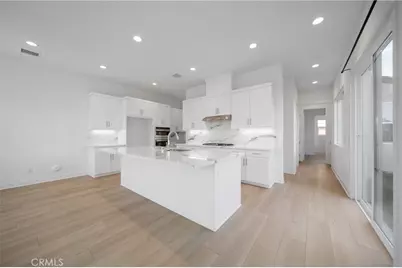 187 Yugen, Irvine, CA 92618 - Photo 9