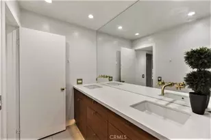 53 Oxford, Irvine, CA 92612 - Photo 9