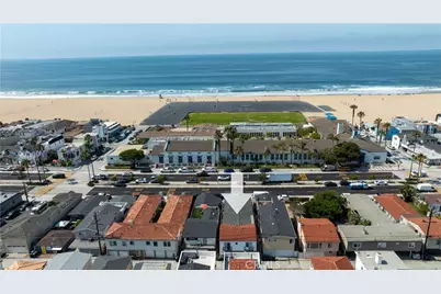 1324 W Balboa Boulevard, Newport Beach, CA 92661 - Photo 3