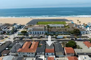 1324 W Balboa Blvd, Newport Beach, CA 92661 - Photo 3