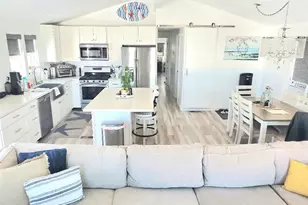 21752 Pacific Coast Hwy, Huntington Beach, CA 92646 - Photo 7