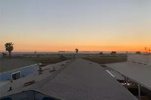 21752 Pacific Coast Hwy, Huntington Beach, CA 92646 - Photo 29