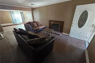 44108 Gadsden Ave, Lancaster, CA 93534 - Photo 3