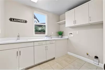 2772 Crown Court, Ontario, CA 91762 - Photo 25