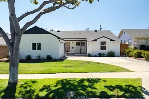 9507 S 10th Ave, Inglewood, CA 90305 - Photo 1