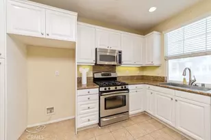 32 Clifford Ln, Ladera Ranch, CA 92694 - Photo 25