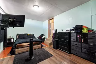 421 W 55th St, Los Angeles, CA 90037 - Photo 33