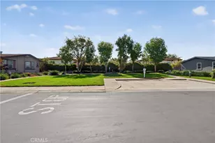123 Madrid, Tustin, CA 92780 - Photo 45