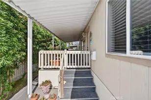 123 Madrid, Tustin, CA 92780 - Photo 29