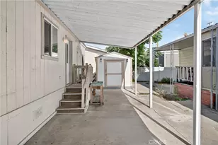 123 Madrid, Tustin, CA 92780 - Photo 33