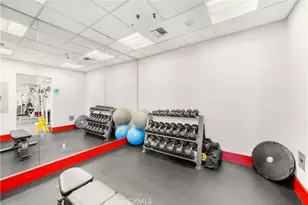 645 W 9th St, Los Angeles, CA 90015 - Photo 25