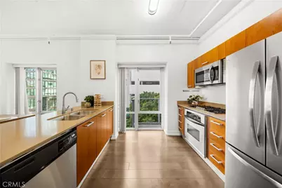 645 W 9th Street #303, Los Angeles, CA 90015 - Photo 15