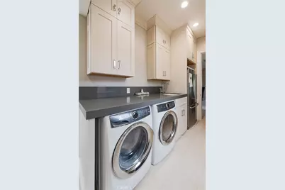 106 Ocean Vista, Newport Beach, CA 92660 - Photo 37