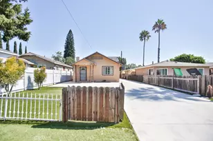 1091 Bonita St, Tustin, CA 92780 - Photo 3