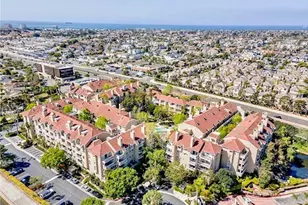 20301 Bluffside Cir, Huntington Beach, CA 92646 - Photo 3