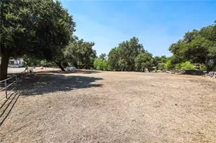 10880 Fox Springs Rd, Murrieta, CA 92562 - Photo 37