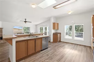 10880 Fox Springs Rd, Murrieta, CA 92562 - Photo 17