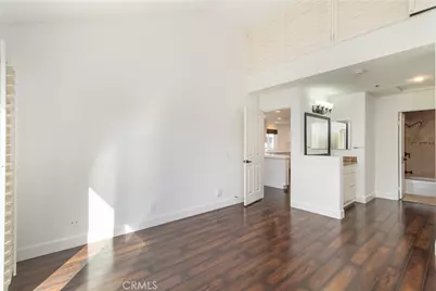 430 Lake Street #304, Huntington Beach, CA 92648 - Photo 25