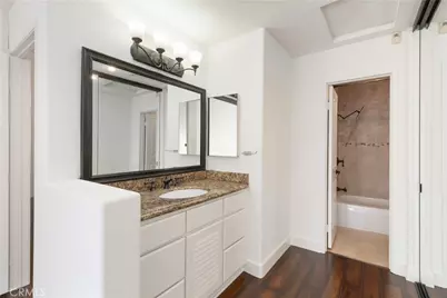 430 Lake Street #304, Huntington Beach, CA 92648 - Photo 33