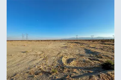 4595 Sandstone Road, Phelan, CA 92301 - Photo 5