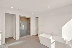 100 Mossvine, Irvine, CA 92618 - Photo 13