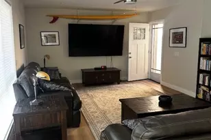 4704 Seashore Dr, Newport Beach, CA 92663 - Photo 5