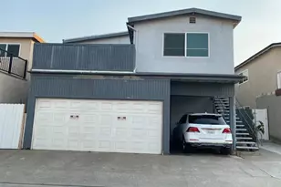 4704 Seashore Dr, Newport Beach, CA 92663 - Photo 31