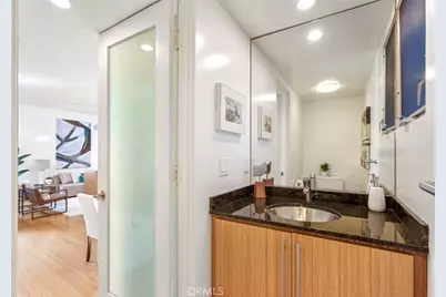 1035 19th Street #102, Santa Monica, CA 90403 - Photo 7