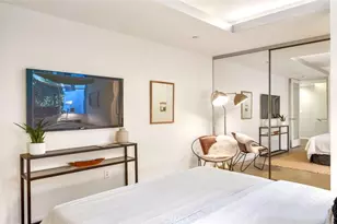 1035 19th St, Santa Monica, CA 90403 - Photo 21