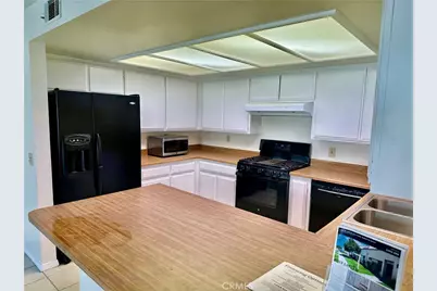 1305 W Latham Avenue #1305, Hemet, CA 92543 - Photo 25