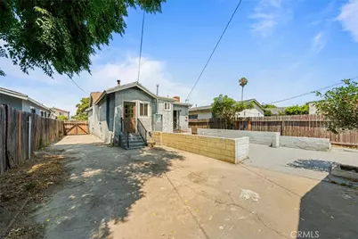 122 E 83rd Street, Los Angeles, CA 90003 - Photo 35