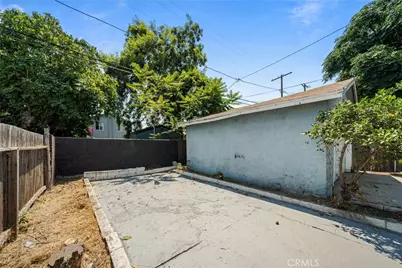 122 E 83rd Street, Los Angeles, CA 90003 - Photo 37