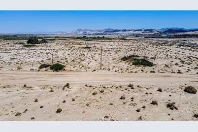 73470 Valle Vista Road, 29 Palms MCB, CA 92277 - Photo 5