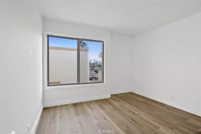 711 Pacific Coast #426, Huntington Beach, CA 92648 - Photo 17