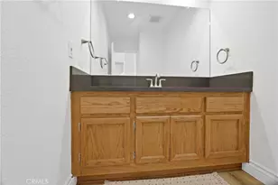 711 Pacific Coast, Huntington Beach, CA 92648 - Photo 15