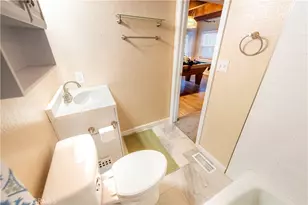 23804 Lakeview Dr, Crestline, CA 92325 - Photo 19