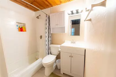 23804 Lakeview Drive, Crestline, CA 92325 - Photo 17