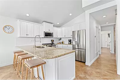 916 E Oceanfront, Newport Beach, CA 92661 - Photo 29