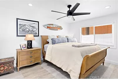 916 E Oceanfront, Newport Beach, CA 92661 - Photo 15