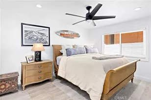 916 E Oceanfront, Newport Beach, CA 92661 - Photo 15