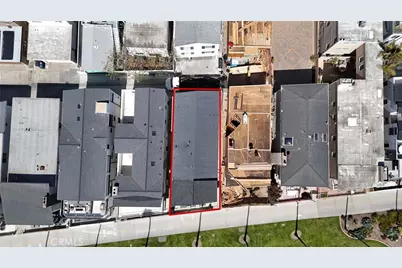 916 E Oceanfront, Newport Beach, CA 92661 - Photo 43