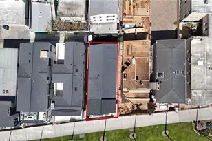 916 E Oceanfront, Newport Beach, CA 92661 - Photo 43