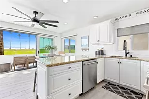 916 E Oceanfront, Newport Beach, CA 92661 - Photo 11